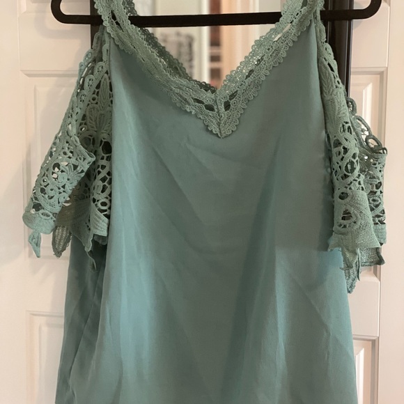 Sage green cold shoulder top - Picture 1 of 6